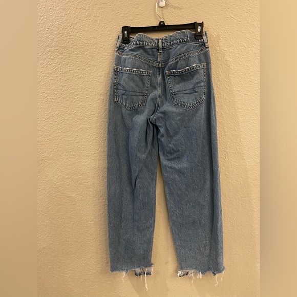 American Eagle Outfitters Women'sSuper High Rise, Baggy, Wide Leg Jeans - Picture 2 of 4